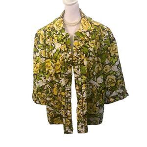 Lavender & Honey women Floral
Open Lined Jacket 3/4 sleeves
